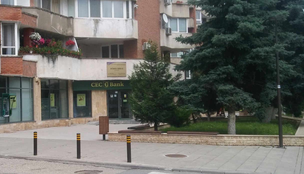 CEC Bank Sucursala Iuliu Maniu Deva 1