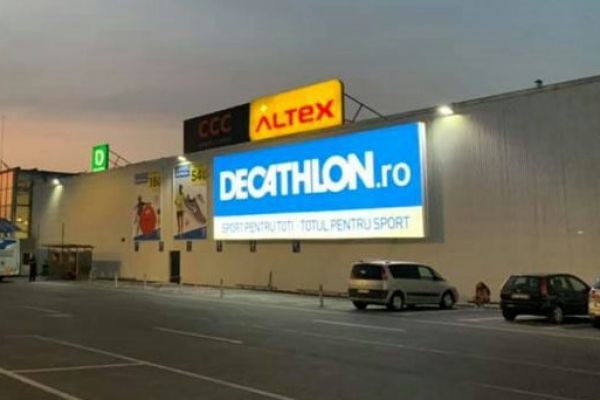 decathlon53CB83FE-9CCF-C64C-6D11-3DCC74F5E6D2.jpg