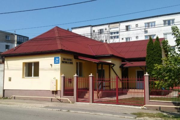 00martoriiluiiehova766FC9D8-6FFD-85A9-4CA5-FDED1D9EE2CC.jpg