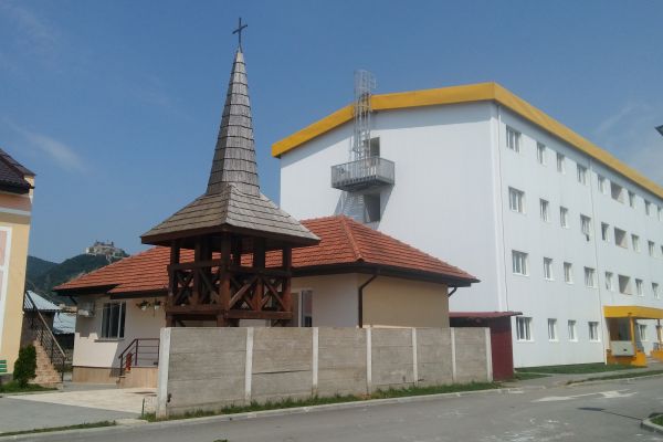 biserica-sfantul-mucenic-pantelimon-571C44A88-8265-EF21-E45E-3083CFB6735A.jpg